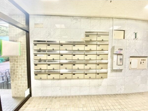 拡大写真:プレザント白金 3階303のその他共有部分