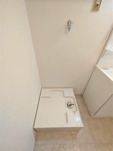 拡大写真:ライオンズマンション八事ガーデン壱番館 9階09の室内洗濯機置場