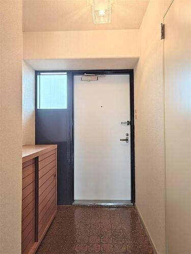 拡大写真:ライオンズマンション八事ガーデン壱番館 9階09の玄関(内側)