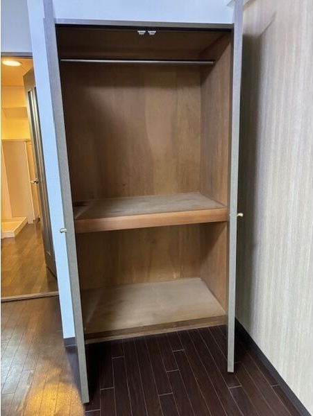 拡大写真:ハウザー高畑 2Fの収納