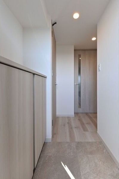 拡大写真:S-RESIDENCE名駅北alesia(アレシア) 15階1502の玄関