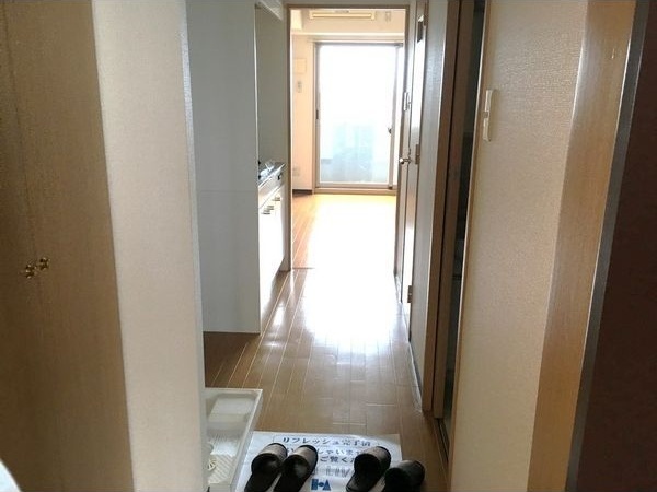 拡大写真:ISM金山(旧プロビデンス金山) 9階902の玄関
