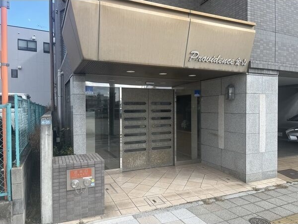 拡大写真:ISM金山(旧プロビデンス金山) 9階902のエントランス