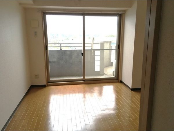拡大写真:ISM金山(旧プロビデンス金山) 9階902の居間
