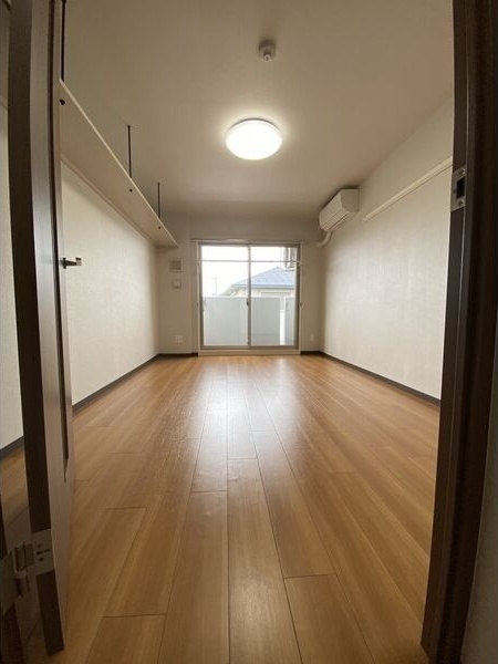 拡大写真:グランテラス八事広路町 1階103の居間
