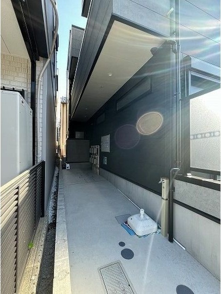 拡大写真:プリシェール笠寺 1階102のエントランス