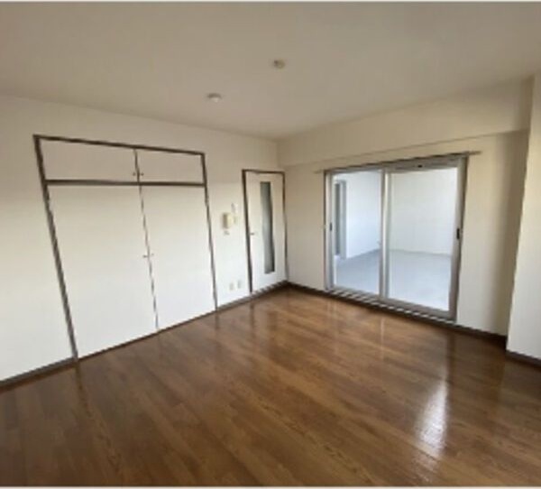 拡大写真:AMBER HOUSE Jingu 8階802の居間