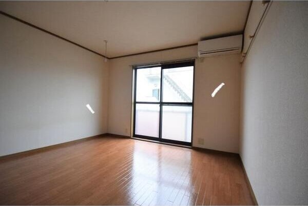 拡大写真:HOMEST旭 2階202の内装