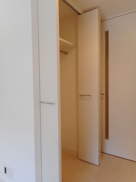 拡大写真:S-RESIDENCE葵 15階1504の収納