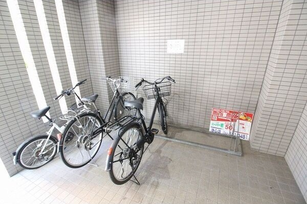 拡大写真:クレセール花の木 3階302のその他共有部分