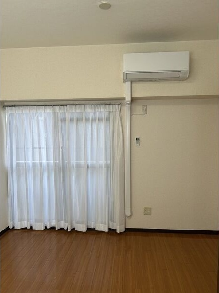 拡大写真:長井マンション 4階403の居間
