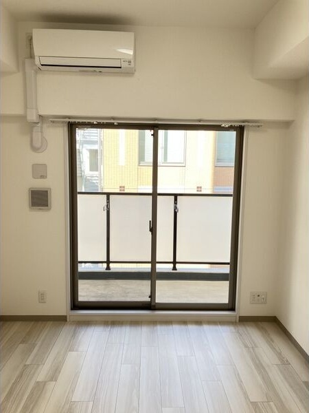 拡大写真:エステムコート名古屋ステーションクロス 6階604の居間