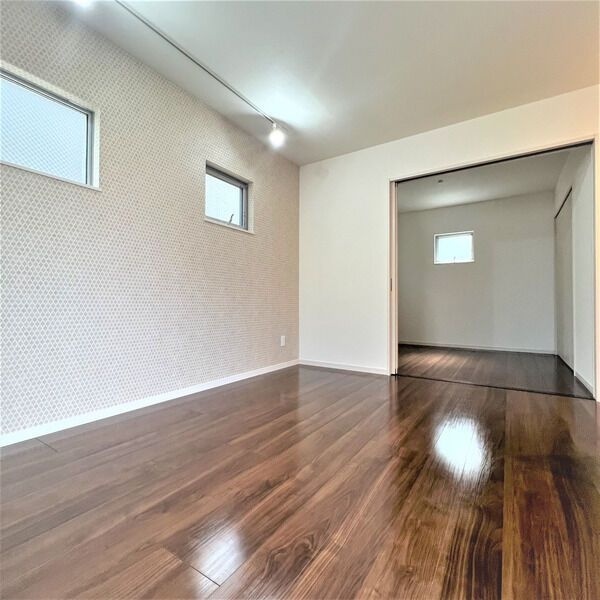 拡大写真:Cherim 瑞穂公園 1階102の居間