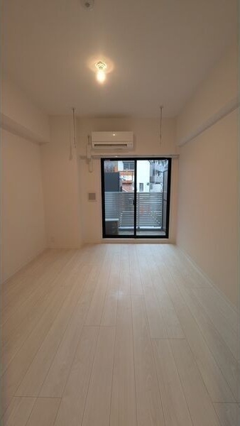拡大写真：S-RESIDENCE堀田beaute(ボーテ) 5階501の居間