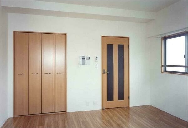 拡大写真:アプレシオ伝馬町 3階301の居間