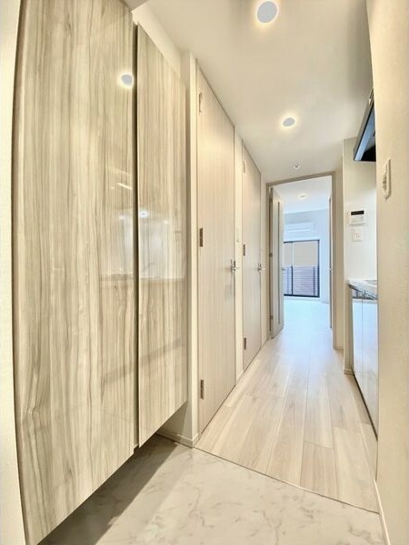 拡大写真:S-RESIDENCE熱田 3階1207の玄関