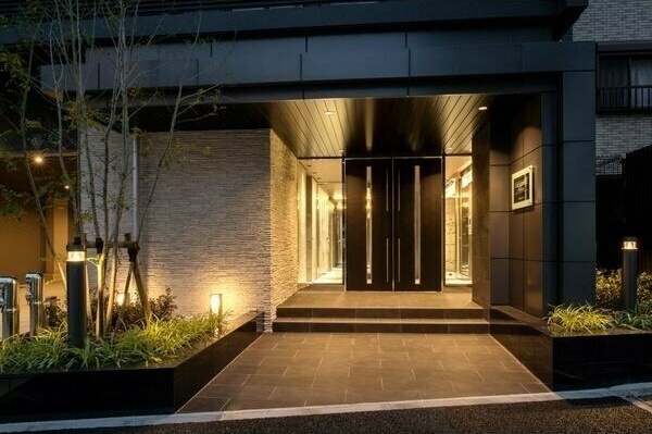 拡大写真:S-RESIDENCE熱田 4階401のエントランス