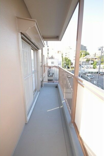 拡大写真：隼人苑 3階301のバルコニー