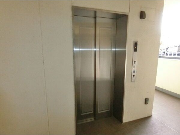 拡大写真:戸部マンション 10階1002のその他共有部分