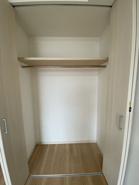 拡大写真:岩塚テラス 6階602の収納