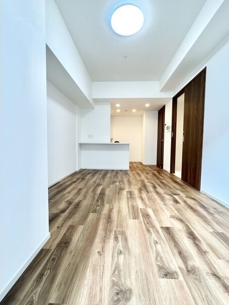 拡大写真:S-RESIDENCE高岳bresa(ブレサ) 7階707の居間