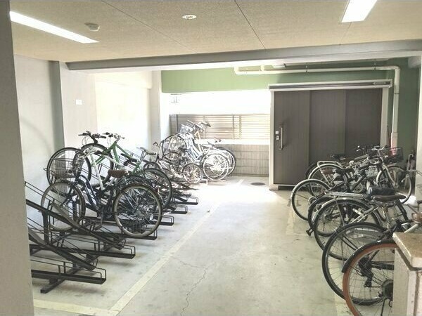 拡大写真:AHマンション泉 8階802のその他共有部分