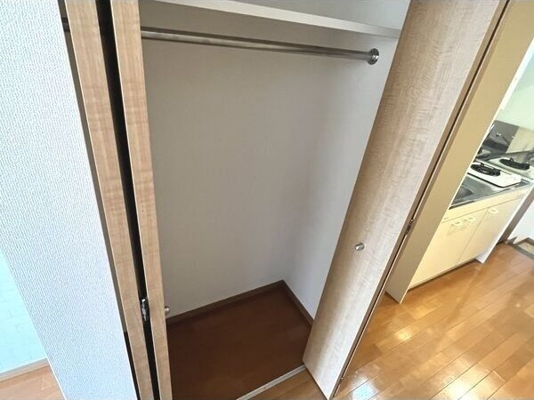 拡大写真:AHマンション泉 8階802の収納