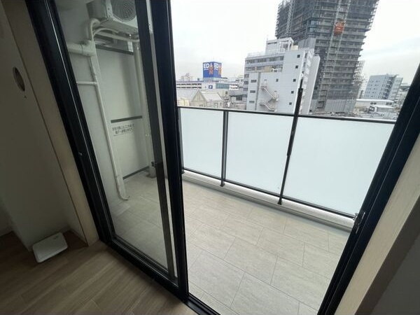 拡大写真:PURE RESIDENCE 名駅南 4階403のバルコニー