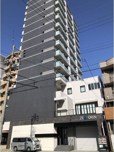 拡大写真:PURE RESIDENCE 名駅南 4階403のエントランス