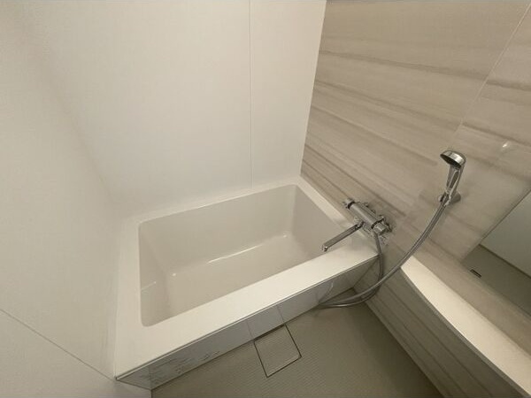 拡大写真:PURE RESIDENCE 名駅南 4階403の風呂