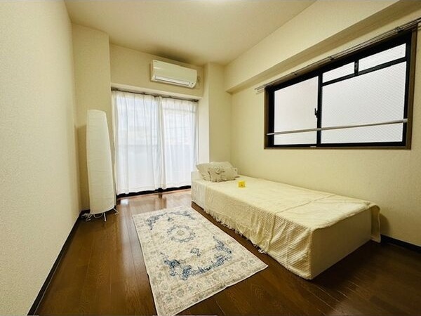 拡大写真:ST PLAZA EAST 4階403の寝室