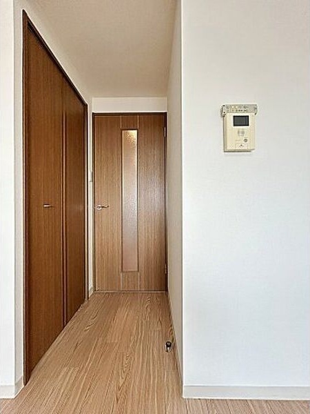 拡大写真：ルミエール山中 4階403の内装