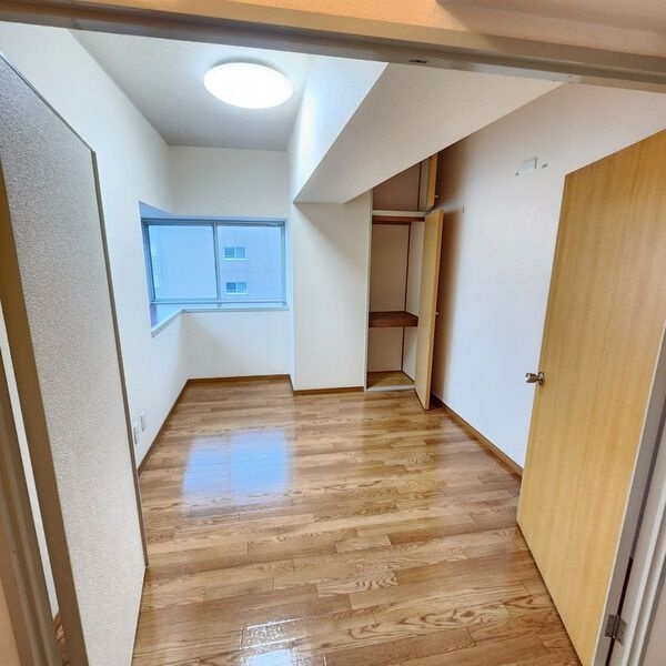 拡大写真:ファミール大畑 3階302の居間