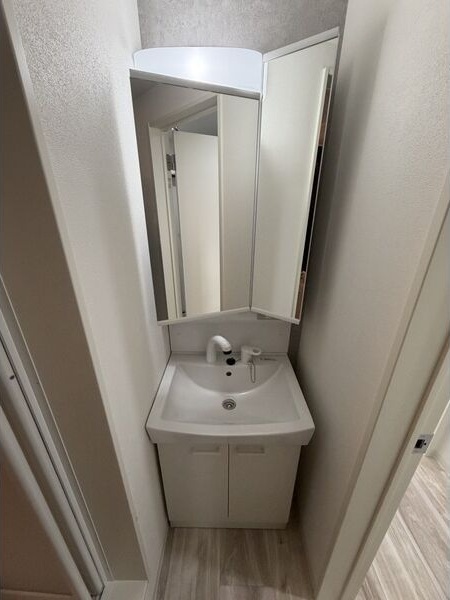 拡大写真:fika道徳 3階301の洗面所