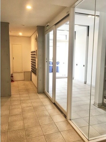 拡大写真:プリマヴェール名駅ノルテ 2階202の玄関