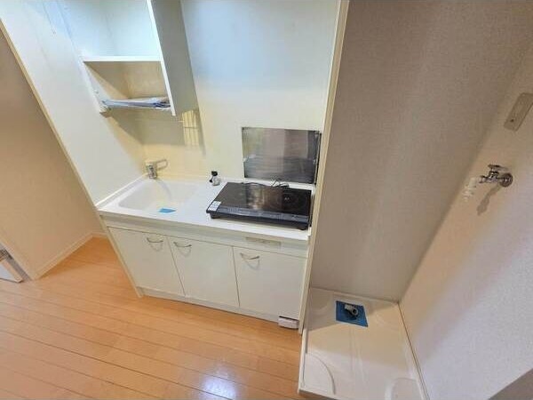 拡大写真:Loft4千種 2階202のキッチン