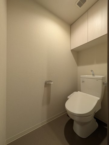 拡大写真:プレサンス名駅南ブリエ 3階301のトイレ