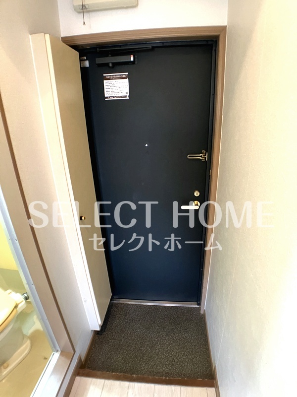 拡大写真:ジュネス芦谷 2階2-6の玄関です