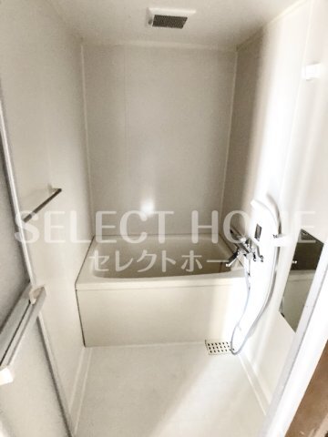 拡大写真:サンシャイン美合Ⅲ 3階303のお風呂です