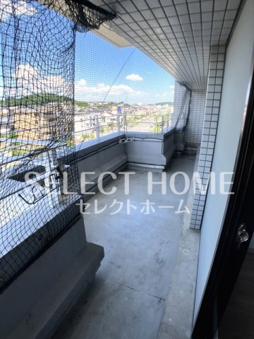 拡大写真:イーストガーデンポプラ館 6階601の同型タイプ開放的で明るい空間を演出してくれるバルコニーです