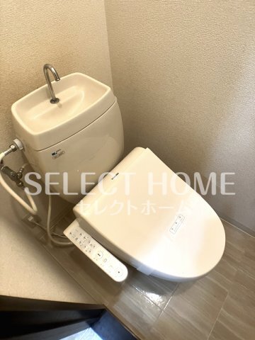 拡大写真:タウニィ石原 D棟 1階103のトイレもきれいです
