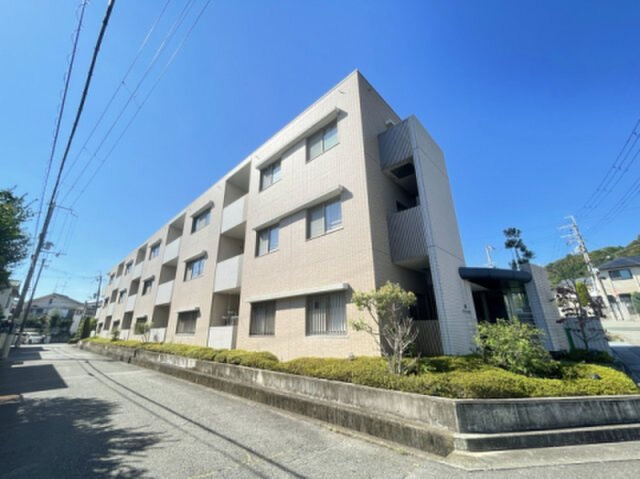 フローラル宝塚の外観