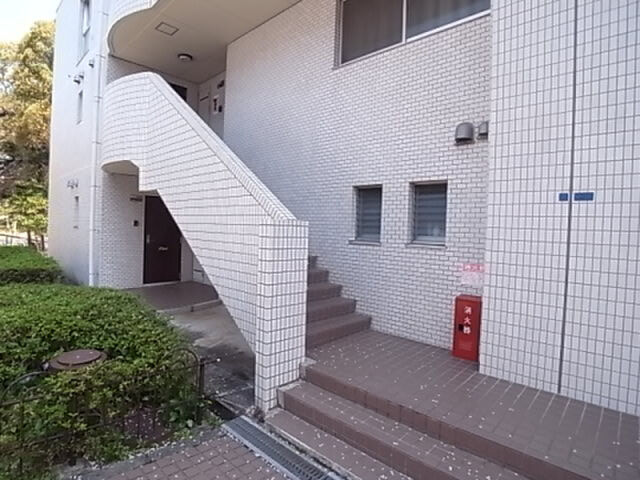 拡大写真:ヴォーン武庫山 1階101のエントランス