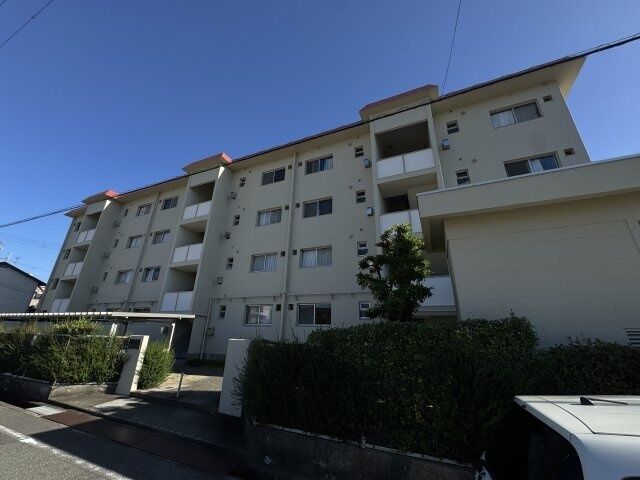 ハイツ桜ヶ丘の外観
