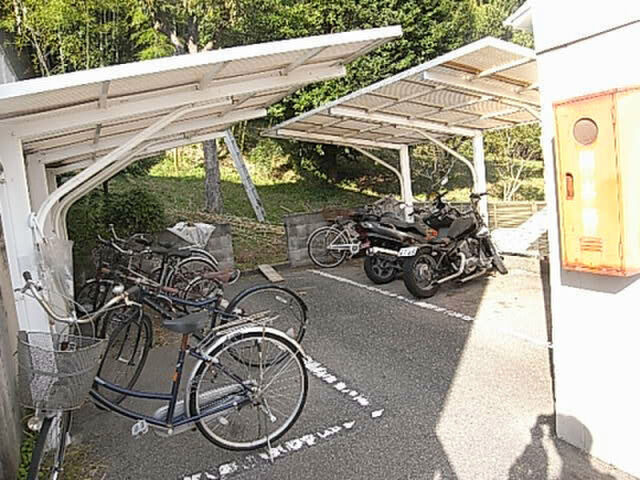 拡大写真:ウッディーパル萩原 2階B203のその他共有部分