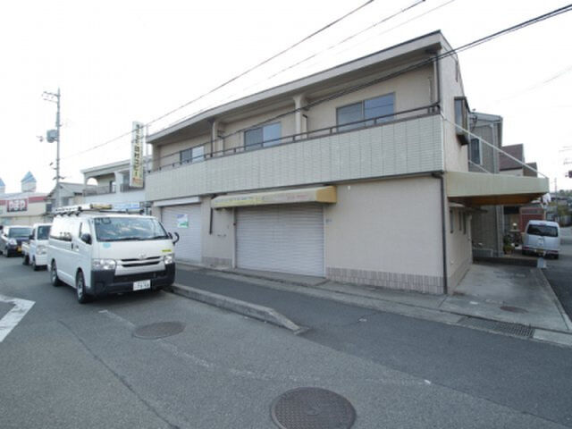 拡大写真:Maison Cerisier (メゾンスリジエ ) 2階202のエントランス