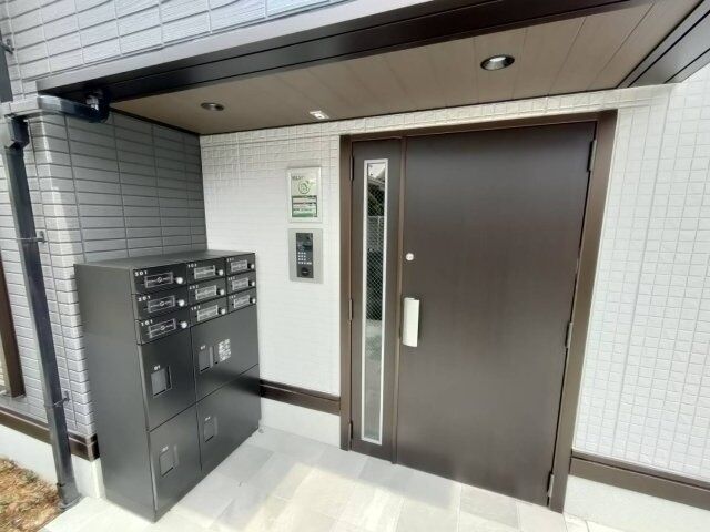 拡大写真:シーグレース浜甲子園 3階302のエントランス