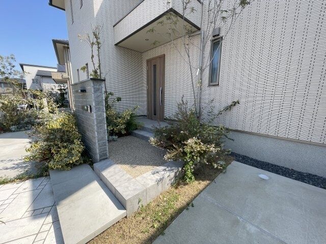 拡大写真:涼風町中古戸建 1階-のエントランス