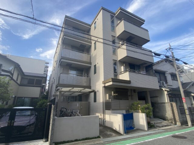 ブルーリーフIIの外観