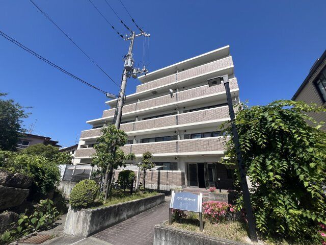 拡大写真：メゾンボヌール 3階305の建物外観